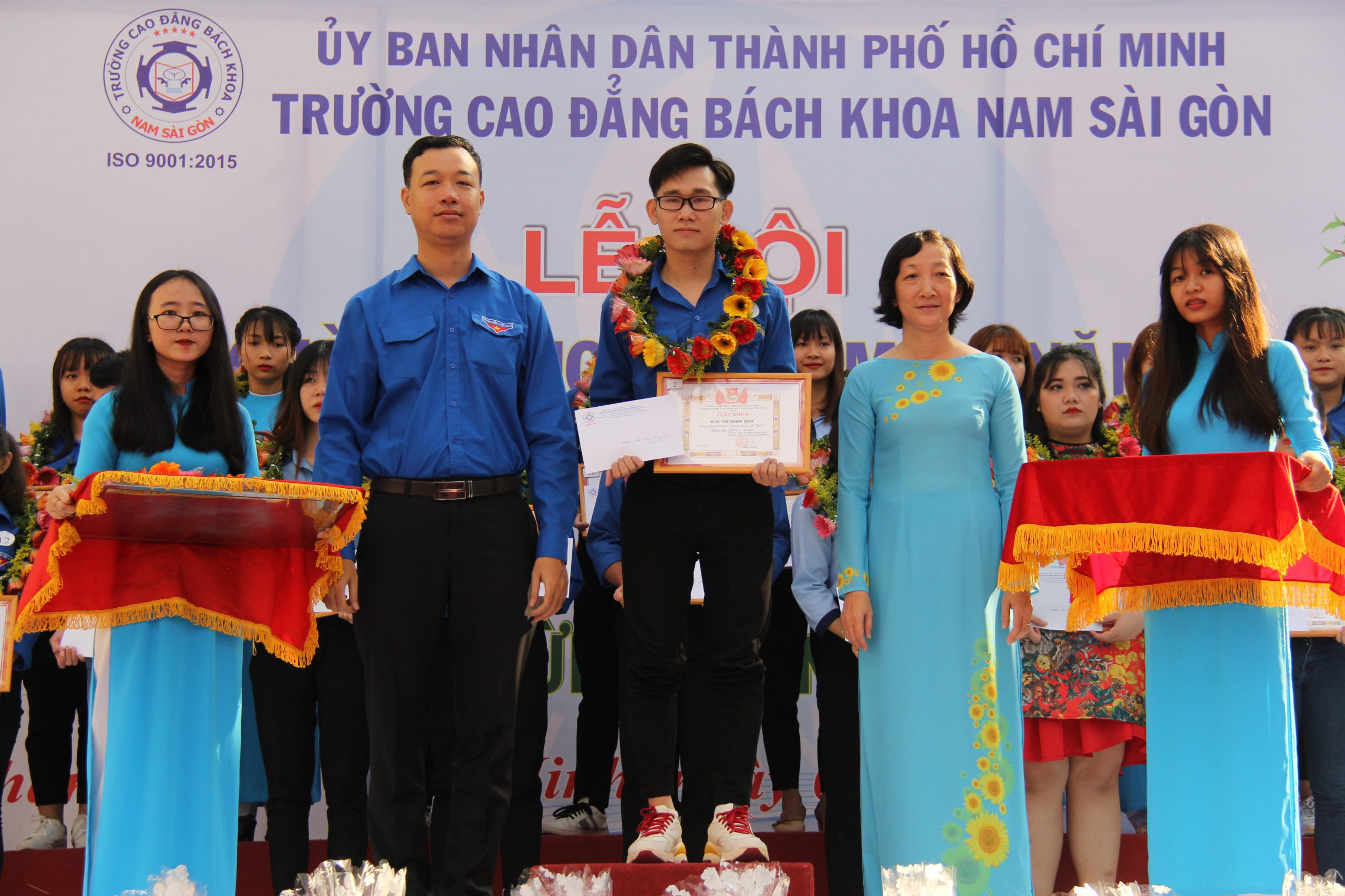 Vinh danh Học sinh 3 Rèn Luyện và Sinh viên 5 Tốt